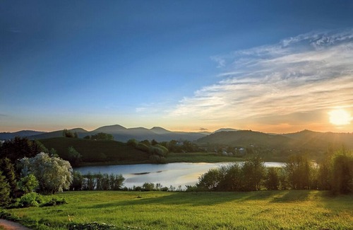 Talmaciu Location De VR | Experience nature up close - overnight stay at the foot of the Făgăraș Mountains