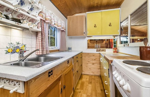 Fla Municipality Maison | Experience pure natural idyll and switch off from everyday life in this cosy holiday home.