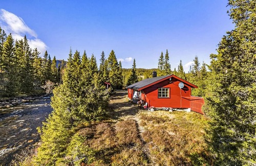 Fla Municipality Maison | Experience pure natural idyll and switch off from everyday life in this cosy holiday home.
