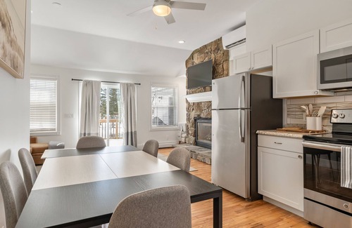 Southern Coast Appartement | Experience Saco in Style: Elegant, Newly Upgraded Home