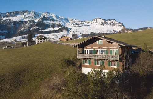 Amden Maison | "Experience Serenity and Adventure in Our Charming Chalet Engihalde!"