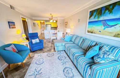 Ocean Drive Copropriété | Experience Tilghman Beach & Racquet 240! Second Row, Pools, Tennis, Close to Main Street!