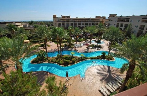 Enterprise Copropriété | Experience the Best 2-bedroom Condo with a Lazy River in Vegas - Special Offer!