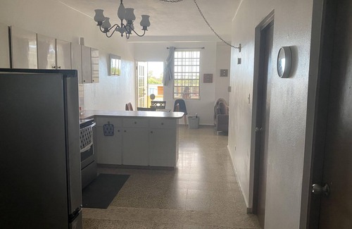 Rio Hondo Appartement | Tómese un descanso y relájese en My West Little Corner Apt. 5 / 3BR / WIFI / AC / FAM / BUS