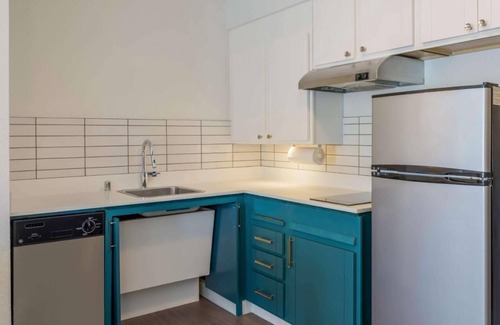 Acres Green Hôtel | Experience the Best! With Free Breakfast, Outdoor Pool, Pets Allowed!
