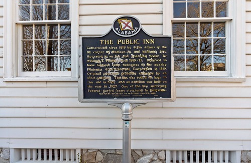 Huntsville Maison | Experience the heart of downtown, where historic charm meets modern comforts.