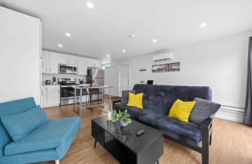 Phoenix Hill Appartement | Experience the Unique Re-Nu Shipping Container #2