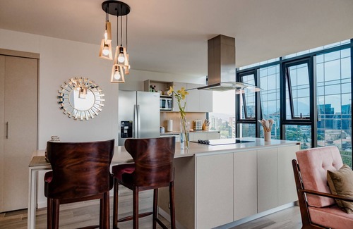 Zona 9 Appartement | Experience Unparalleled Luxury in Zona 10 Premier Condo. Zona Viva!