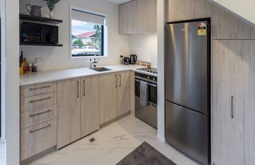 Addington Maison | Explore Addington and CBD 1 Bed w/Carpark