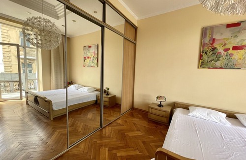 Halyts'kyi district Appartement | Explore Lviv from Comfy Apt in Halytskyi District