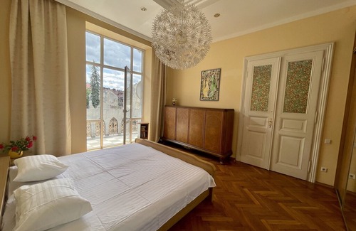 Halyts'kyi district Appartement | Explore Lviv from Comfy Apt in Halytskyi District