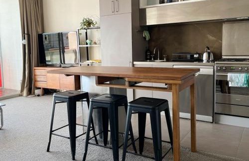 Windsor Appartement | Explore Melbourne from this Chic 1BR in Windsor