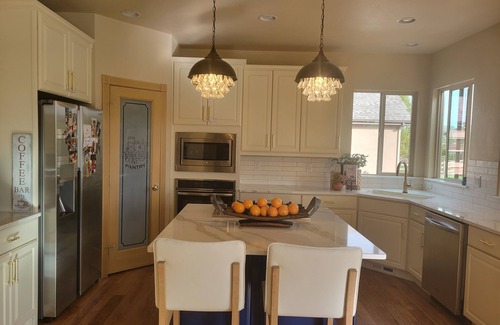 Flying Horse Maison | EXQUISENT PROPERTY.5 MIN FROM AIR FORCE. 5200 SQ FT. 5 BR. 5 BR. 5 🔥PLACES.
