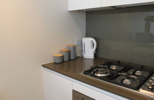 Lane Cove West Appartement | Exquisite 1 Bedroom Plus Study +Parking, Close to CBD