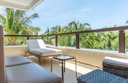 Granjas del Marques Appartement | Exquisite Acapulco Retreat in La Isla Residence