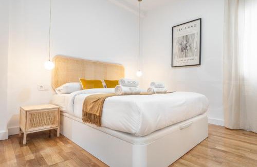 Ensanche Centro Appartement | Exquisite and charming experience in Soho by REMS