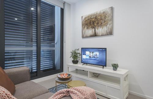 Footscray Appartement | Exquisite And Warm 1br Nest In Footscray Pool Gym