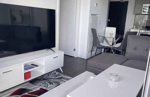 Liberty Village Copropriété | Exquisite Condo with Stunning Views in Downtown