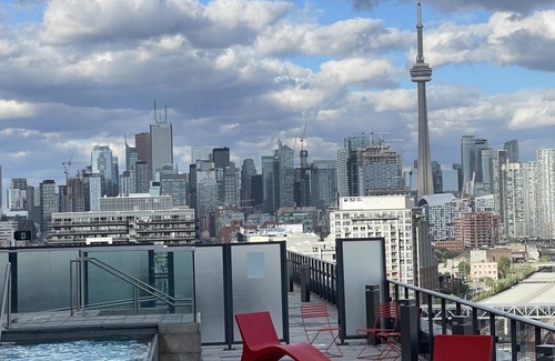 Liberty Village Copropriété | Exquisite Condo with Stunning Views in Downtown