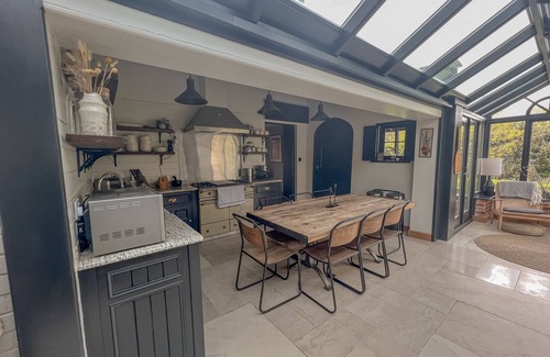 Irstead Maison | Exquisite Converted Old School House