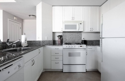 Cupertino Appartement | Exquisite Cupertino 1BR w/ Balcony & Gym, nr Nightlife, by Blueground