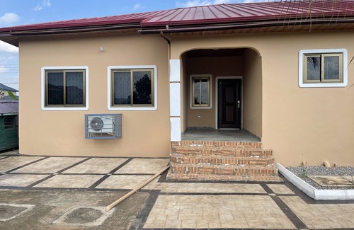Nsawam Maison | Exquisite fully-furnished 4-bedroom house at a serene location.