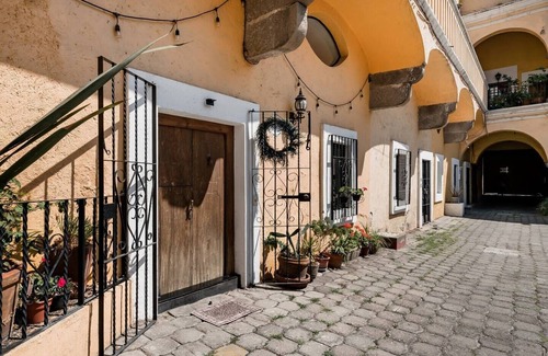 Historic Centre of Puebla Appartement | Exquisite Loft in Historical Downtown