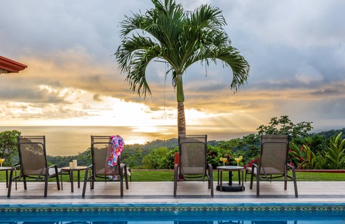 Ojochal Maison | Exquisite ocean and mountain views in paradise.