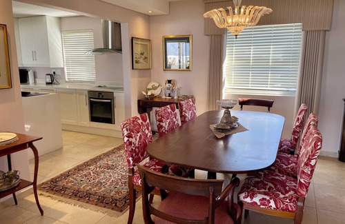 Plettenberg Bay Appartement | Exquisite Plett Penthouse: Landmark Luxury & Panoramic Coastal Views