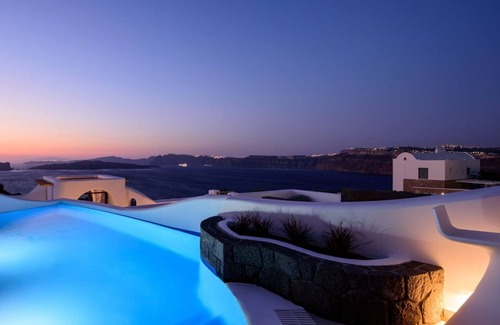 Akrotiri Villa | Exquisite Santorini Villa | Villa Luna | 3 Bedrooms | Breathtaking Sea Views and Private Pool | Akrotiri
