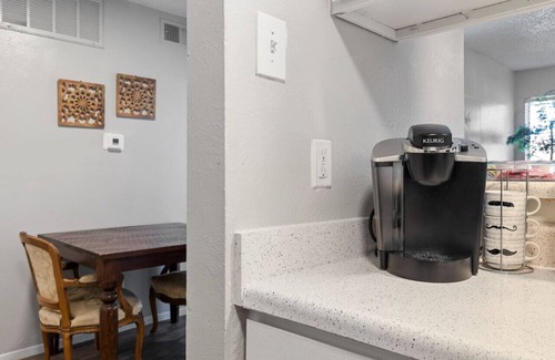 Park Central Appartement | Extended STAY! Affordable in North Dallas!