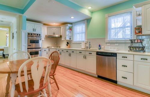 Ocean Grove Maison | EXTRAORDINARY 9 Bedroom Vacation Home - 1 block to the Beach