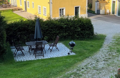 Ramspau Appartement | Extravagante Wohnung mit Großer Schlafgalerie im Schlosshof
