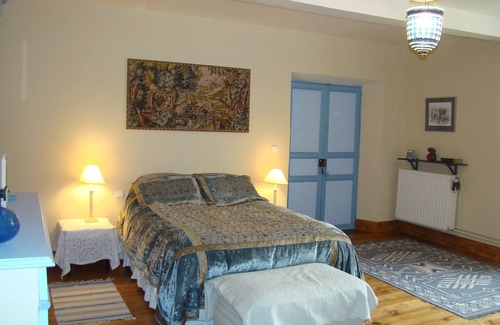 Lascazeres Autre | Extrêmement spacieux, Country Farmhouse avec piscine et cuisine d'été, dort 13+
