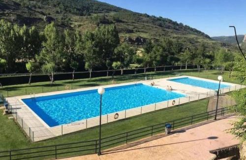 Zorraquin Appartement | Ezcaray Pet Friendly, piscina y parking