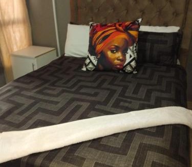 Flora Park Maison | EzekMary Res