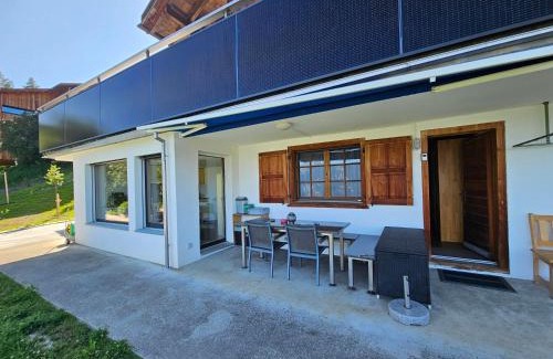 Cazis Appartement | Försterhaus Dalin Ferienwohnung Schweizer Alpen