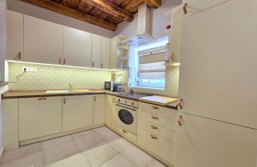 Balatonfured Maison | FÜGE - Füredi füge terasz