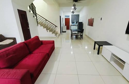 Taman Bukit Dahlia Maison | F.A Guesthouse Pasir Gudang
