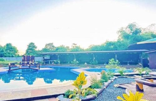 Bolinao Station Balnéaire | F1 Green Meadows Resort