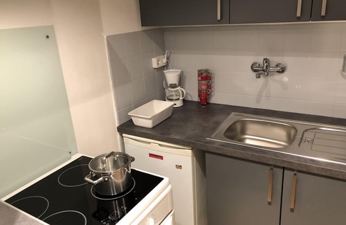 Wintzenheim Appartement | F1 refait à neuf, avec terrasse, douche Hydromassage LED, Colmar à 5min au calme