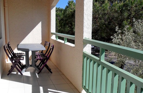 Le Port Appartement | F2 climatisé, proche plage (pour 4 personnes)