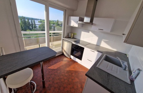 Bellerive-sur-Allier Appartement | F2 Avec Superbe Vue, Idéal Curiste