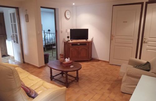 Arles-sur-Tech Appartement | F2 classé 3 étoiles vue montagne, extérieur clos