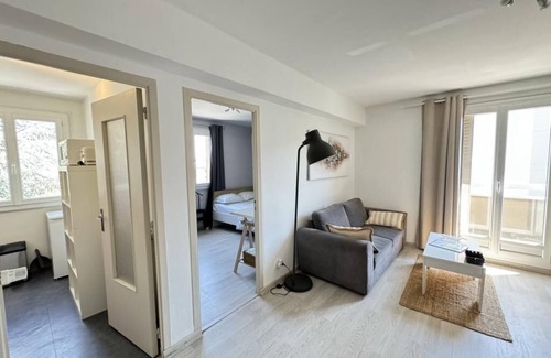 Orcines Appartement | F2 proche Cézeaux tout équipé avec Parking