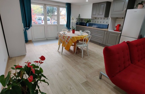 Poissy Appartement | F2 + parking privé, 5 personnes Netflix