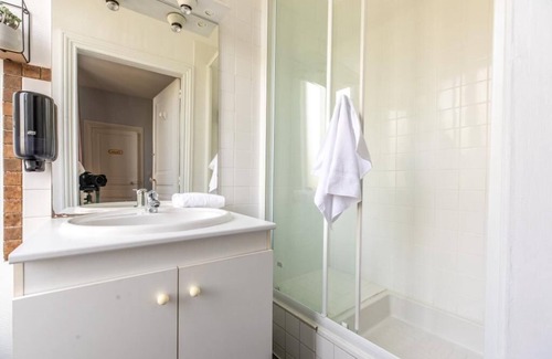 La Gare Appartement | F3 Av république avec garage (c)