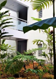Noumea Appartement | F3 entier de standing tout équipé vue mer, piscine partagée et parking souterrain