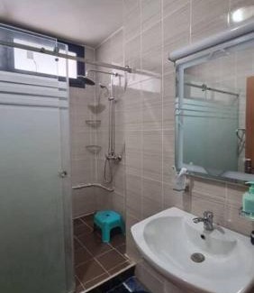 Bir El Djir Appartement | F5 -5 bedrooms Apt- Residence Hasnaoui avec parking Oran Algeria