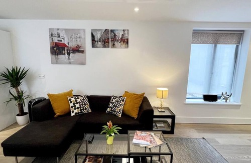 Covent Garden Appartement | Fab! 2 Bedr/3 Beds in the heart of Covent Garden!